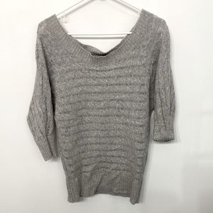 Scoop neck 3/4 sleeve sweater